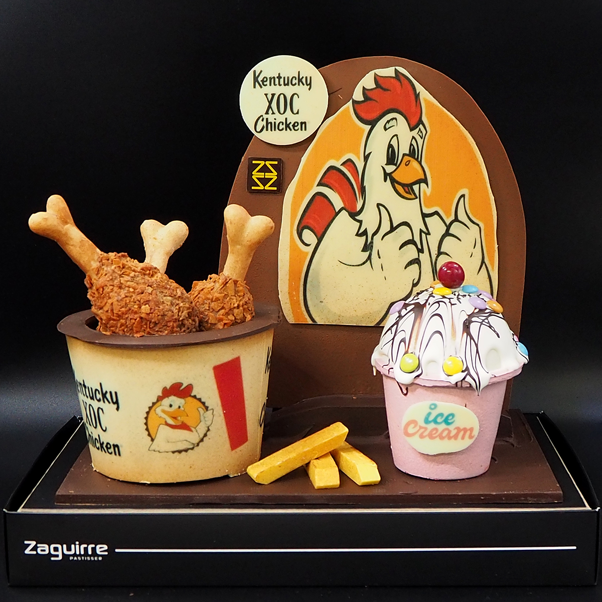 Mona de xocolata Kentucky Xoc Chicken elaborada artesanalment per Zaguirre Pastisser